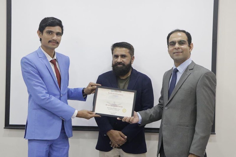 ATIF LINKS Professional Mobile Repairing Lab (iPhone Specialist)