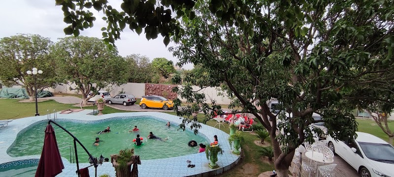 Sparrow hill farmhouse in Multan, Punjab