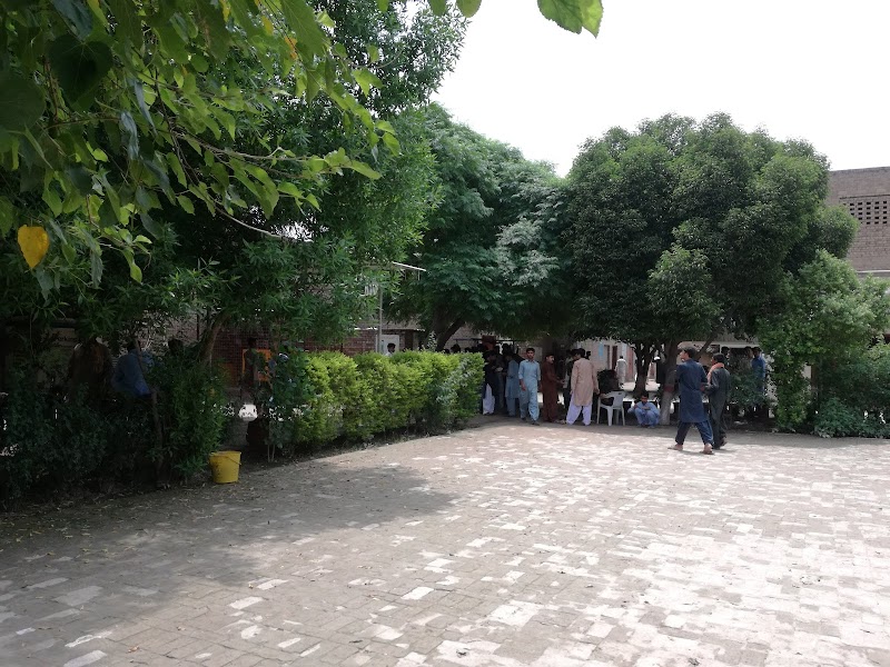 Faran Model College in Jhang, Punjab