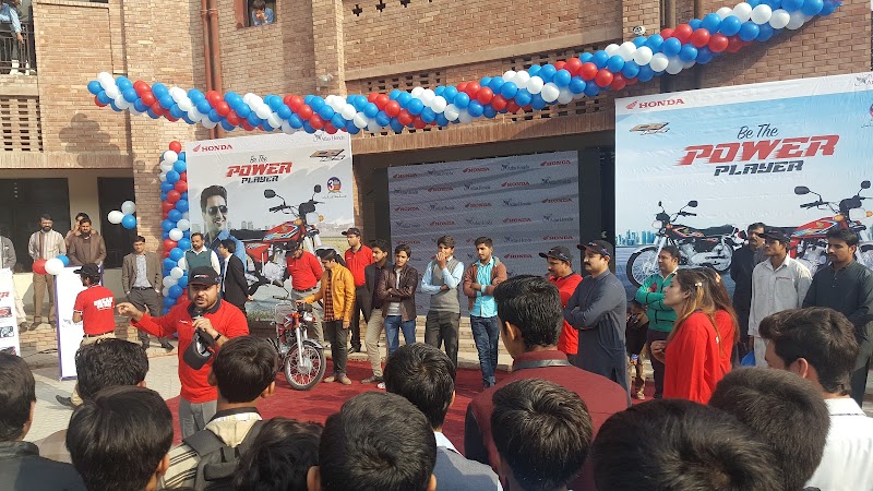 Shahid Honda Center in Chiniot, Punjab