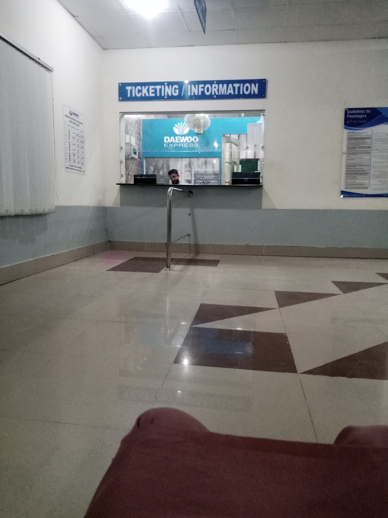Daewoo Express Bus Service Terminal Dera Ghazi Khan in Dera Ghazi Khan, Punjab