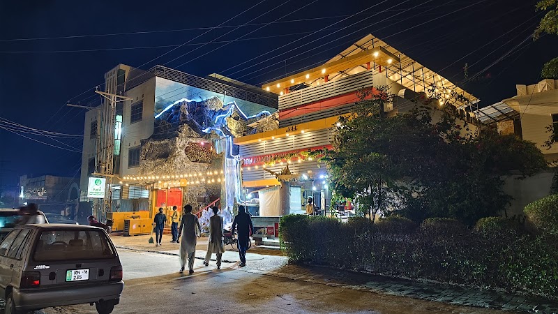 Dera Ali Akbar Restaurant in Khanpur, Punjab