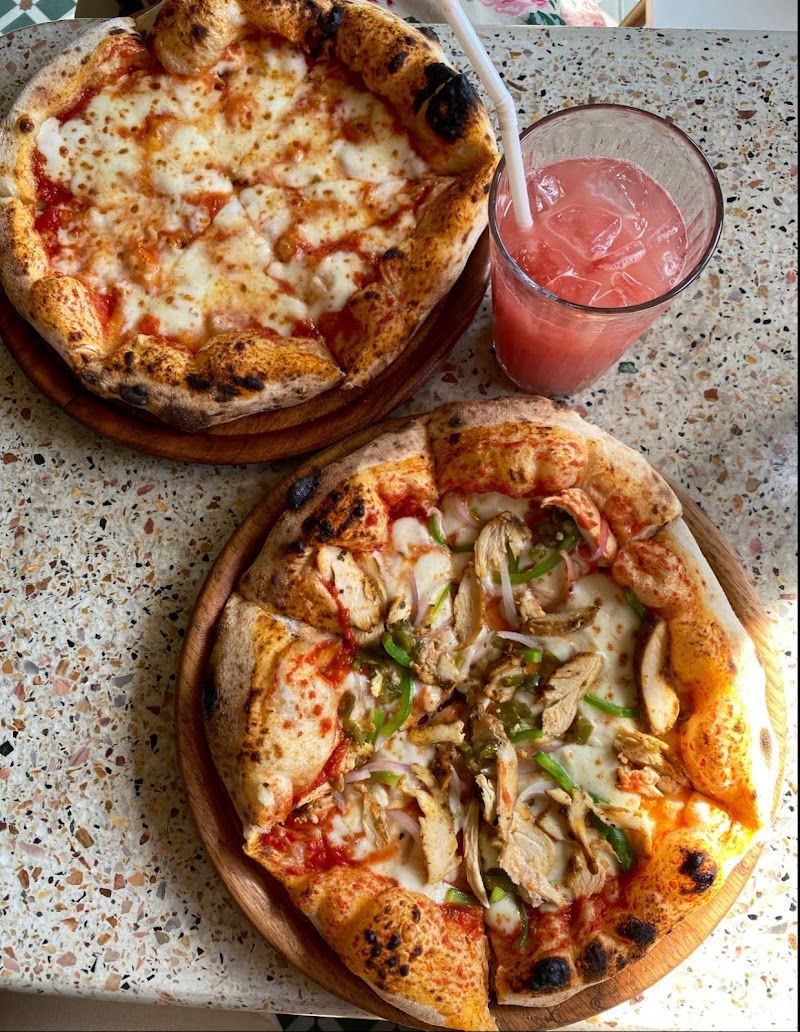 Solli's Pizza in Lahore, Punjab
