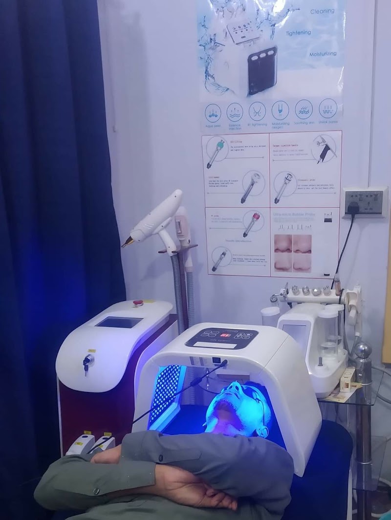 Faizan Skin, Laser & Hijama Clinic in Harīpur, Khyber Pakhtunkhwa