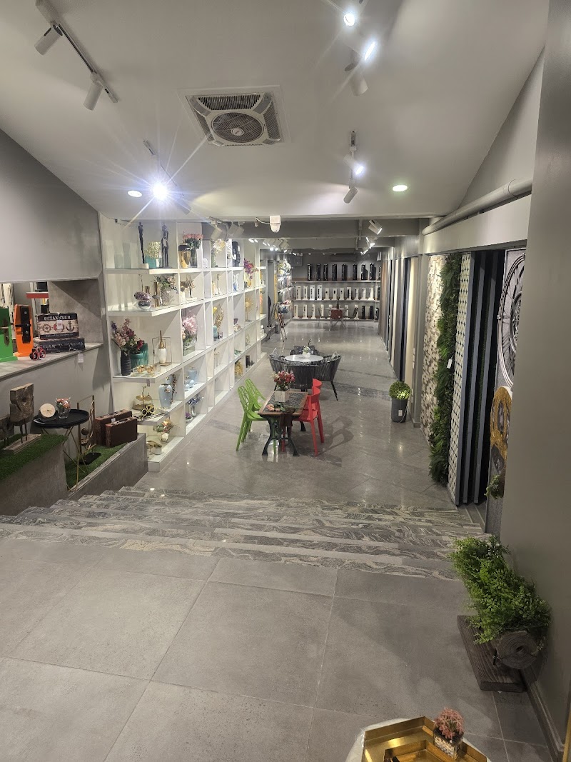 IM Hardware in Lahore, Punjab