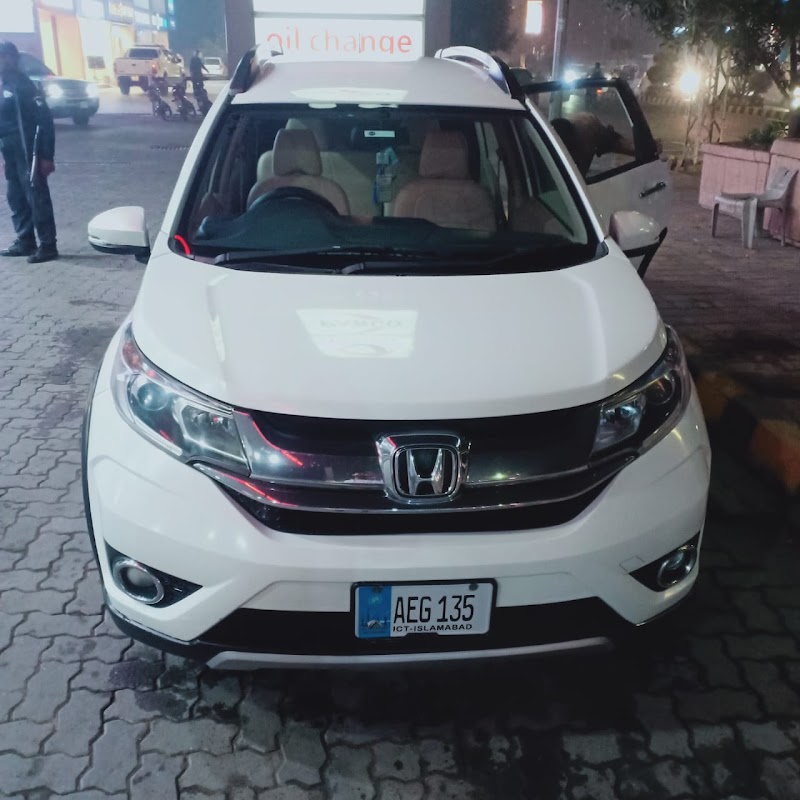 Lahori Rent A Car Without Driver Lahore in Lahore, Punjab