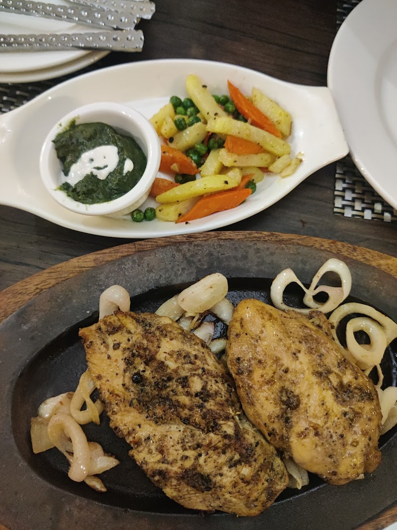 Salt'n Pepper Restaurant in Burewala, Punjab