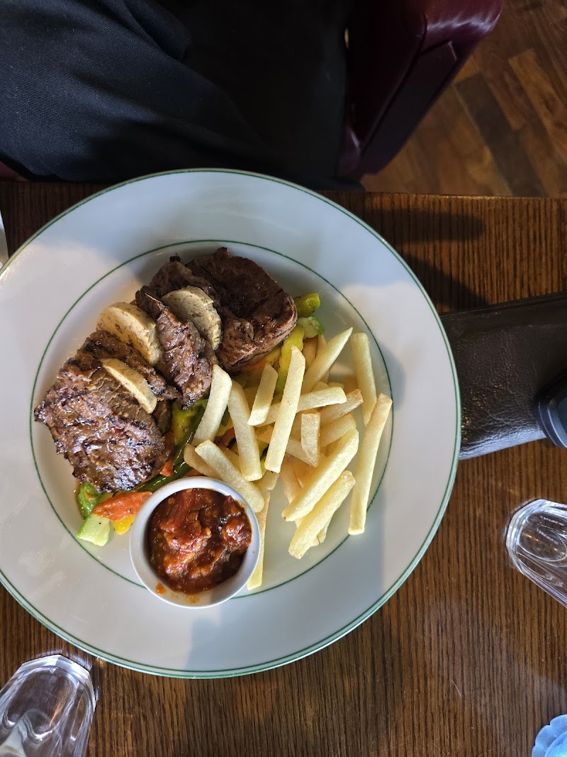 English Tea House in Gujranwala, Punjab