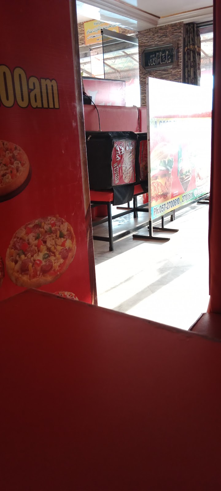 Burger and Pizza Hut in Attock, Punjab