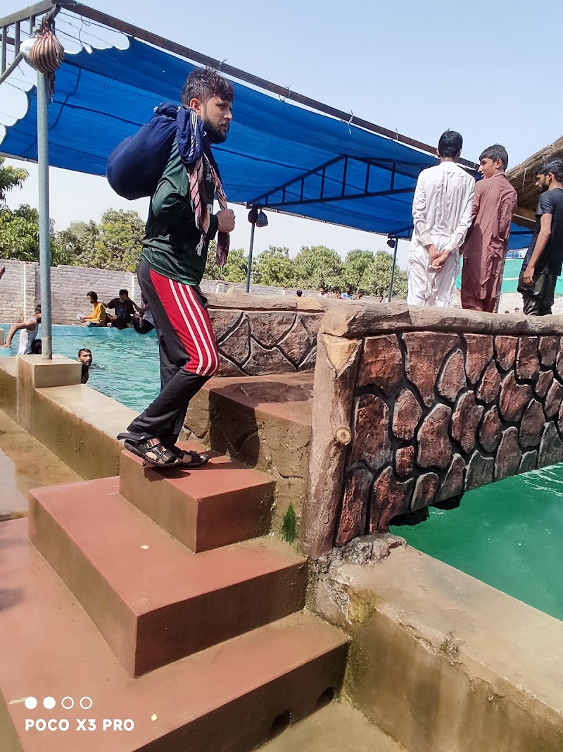 Rana Sher Khan Swimming Pool in ملتان, پنجاب