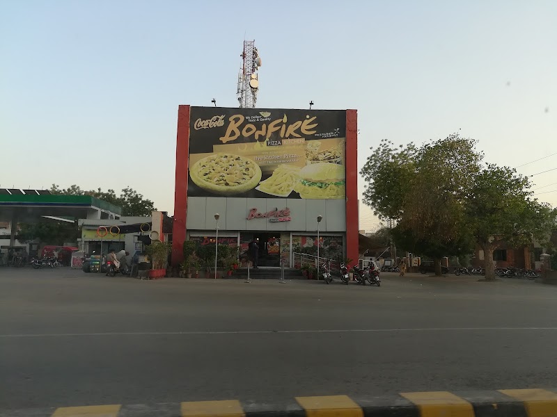 Bonfire Pizza Kitchen in Rahim Yar Khan, Punjab