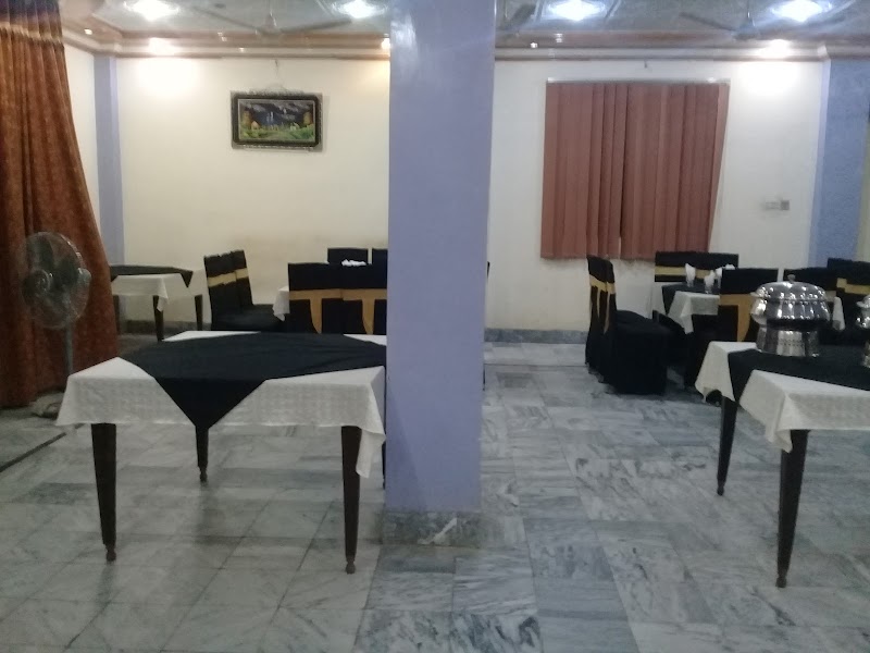 Al-Hamad Restaurant in Burewala, Punjab