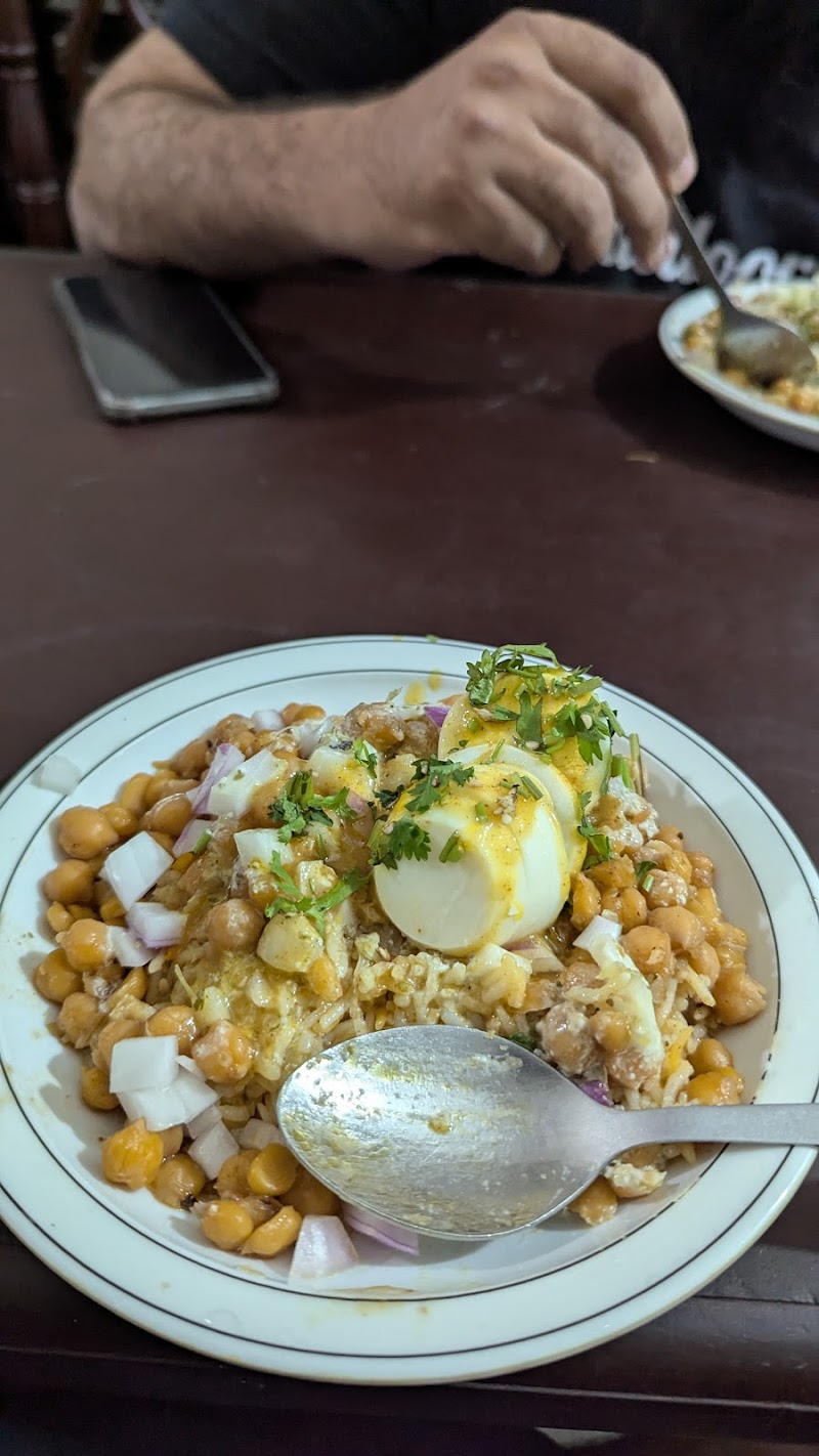 Baba Naseer Choley Wala in Bahawalpur, Punjab