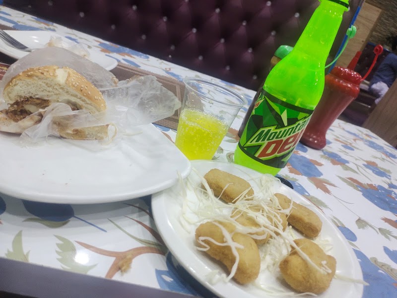 Hafiz Sweets & Bakers in Mandi Bahauddin, Punjab