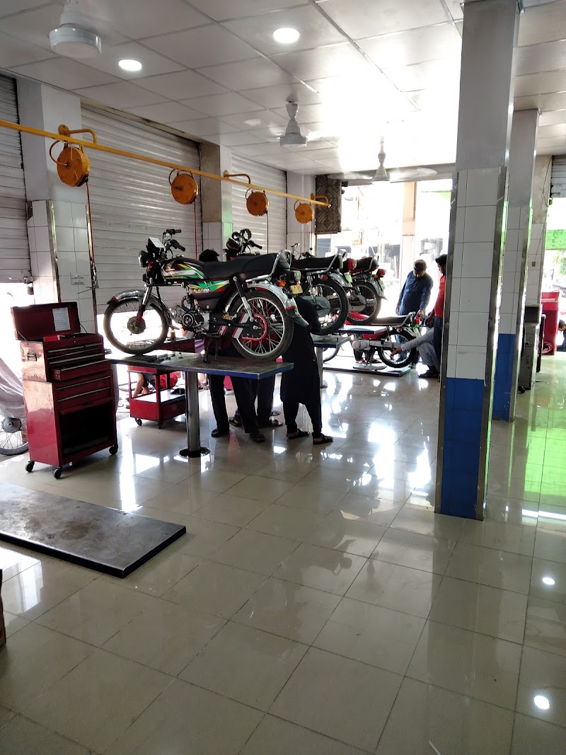 FARID HONDA CENTER in Faisalabad, Punjab