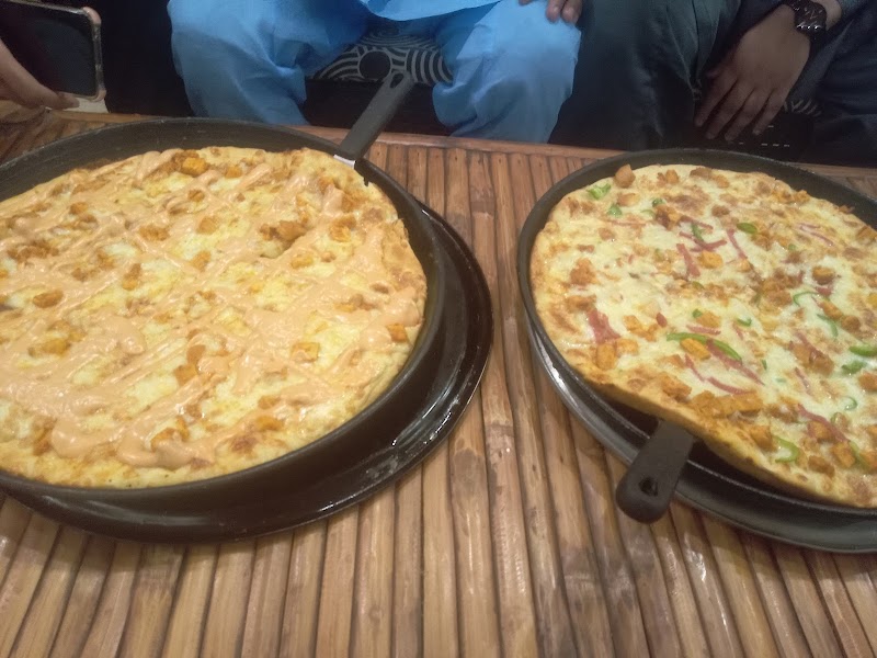 Dino's Grilled Burger in Kāmoke, Punjab