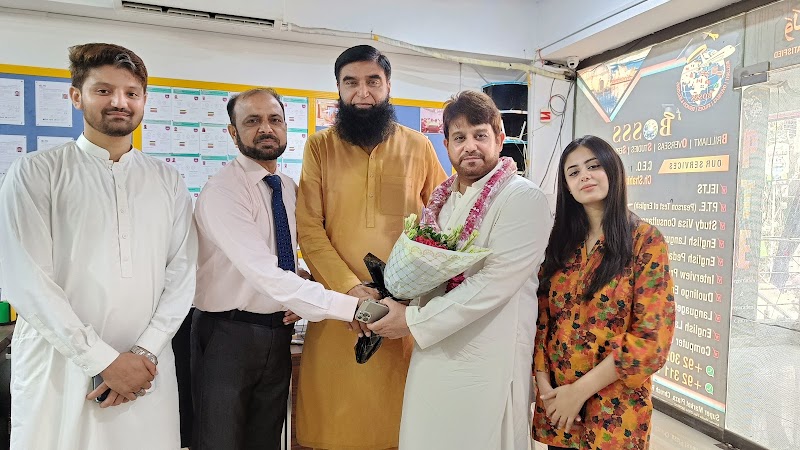 BOSSS CONSULTANTS PTE, IELTS, English Language Courses Preparation Best Institute, Academy, Study Visa Advisors Sahiwal in Sahiwal, Punjab