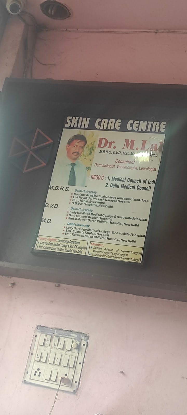 Dr. M.Lal in New Delhi, DL
