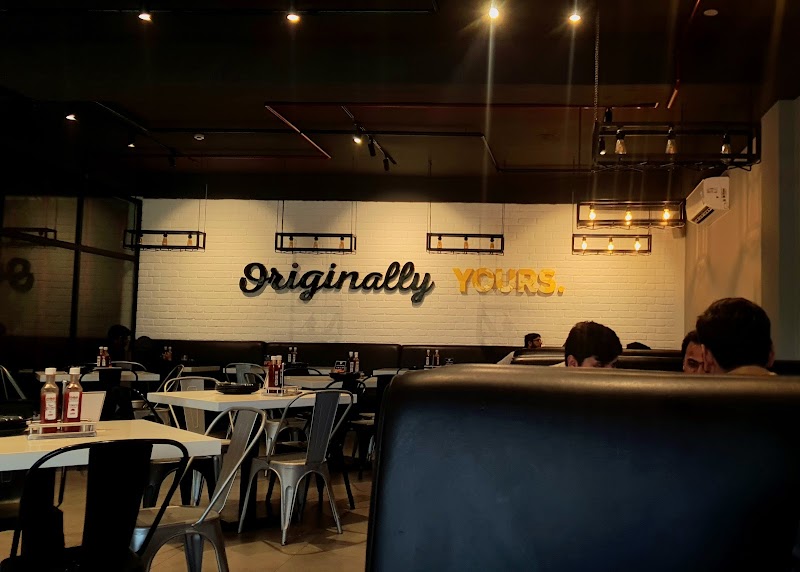 14th Street Pizza Co. - Bahawalpur in Bahawalpur, Punjab