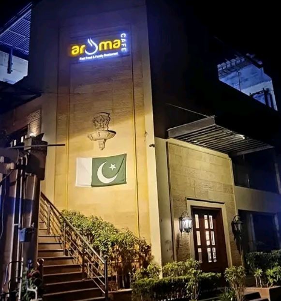 Aroma Cafe in Burewala, Punjab