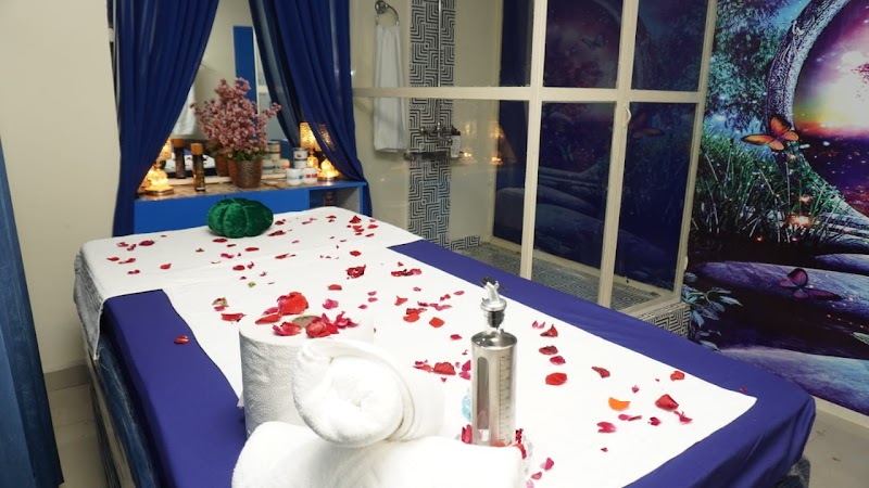 S Paradise Executive spa in Rawalpindi, Punjab