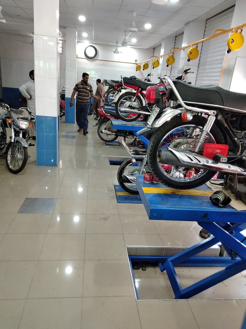 FARID HONDA CENTER in Faisalabad, Punjab