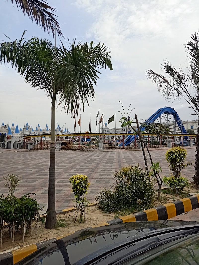 Hardees in Gujranwala, Punjab