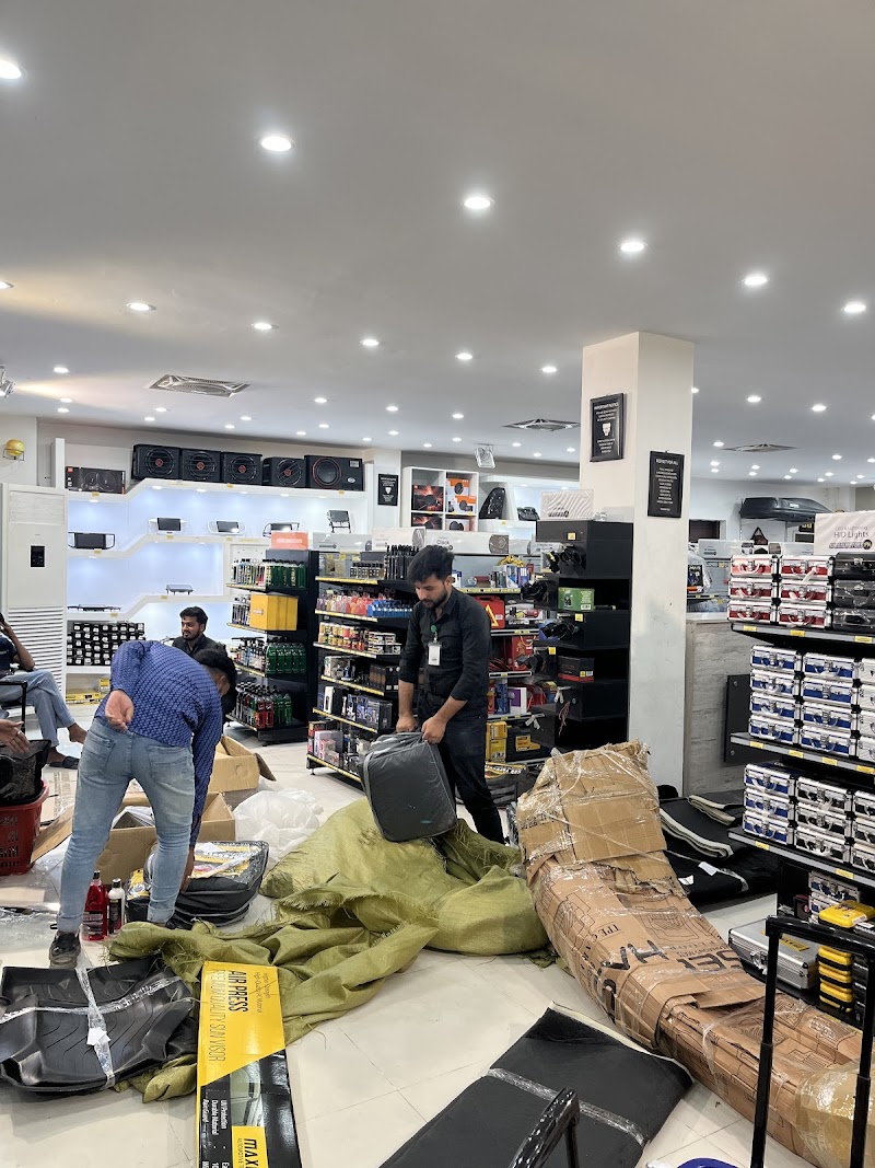 SehgalMotors.PK - Sialkot Accessories Branch in Sialkot, Punjab