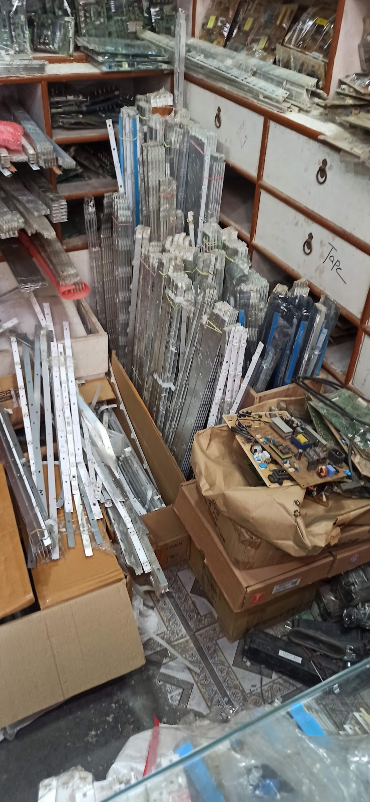 Parwaz Electronics in Gojra, Punjab