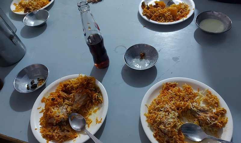 Hafiz Sweets & Bakers in Mandi Bahauddin, Punjab