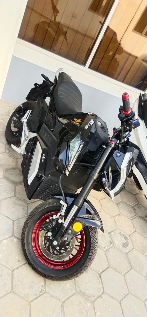 FAM Autos (Electric-Bike & Electric-Scooty Dealer Lahore) Evee Exclusive Show Room in Lahore, Punjab