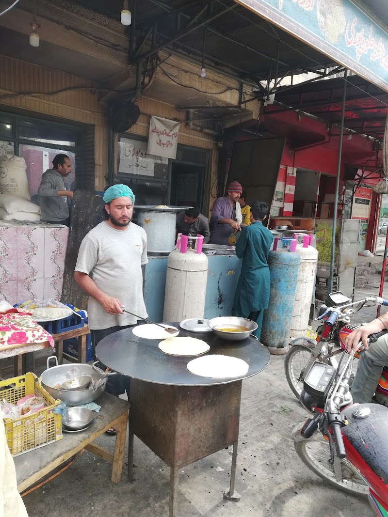 Gogga restaurant in Burewala, Punjab