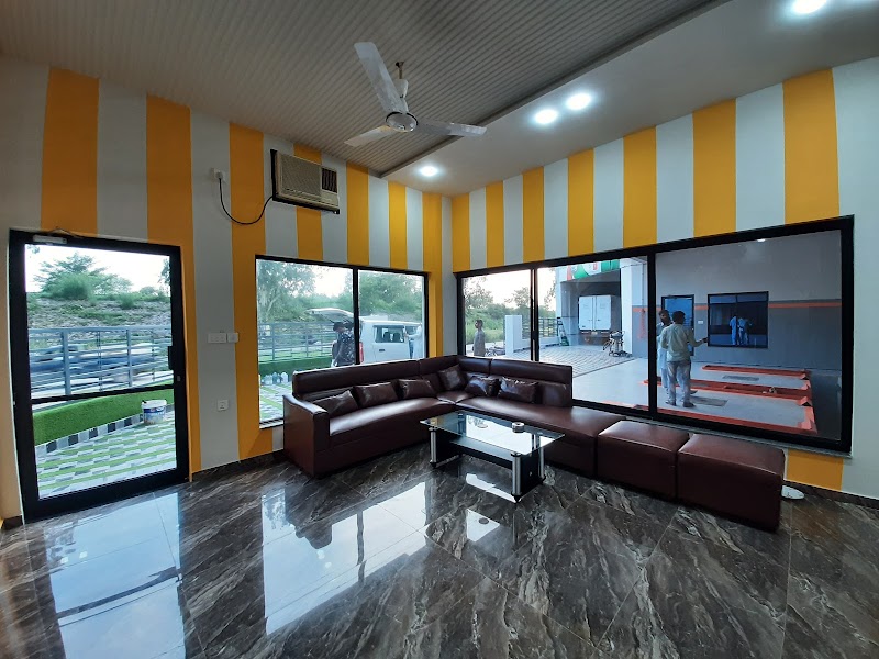 ALAM Traders Service Center Gujrat in Gujrat, Punjab