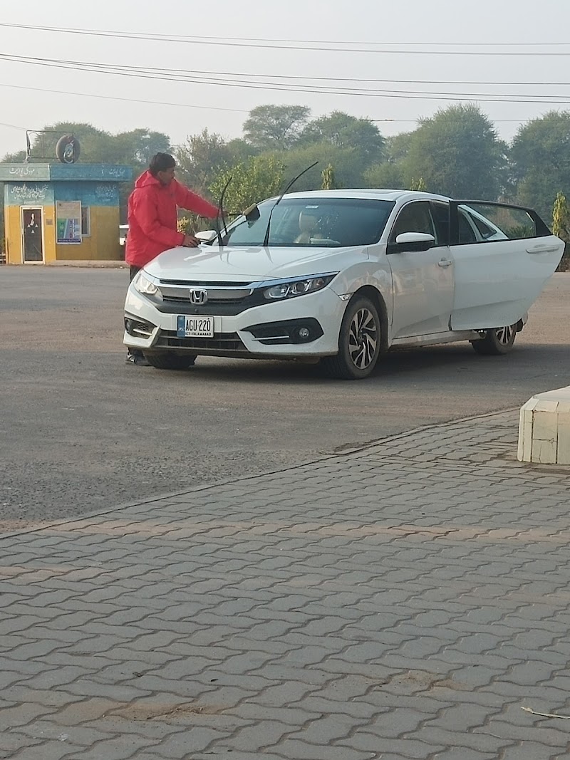 Shiraz Filling Station- Total Petrol Station in Sāhīwal, Punjab