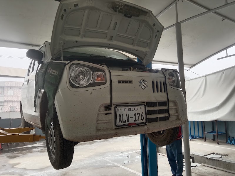 SUZUKI NAROWAL MOTORS in نارووال, پنجاب