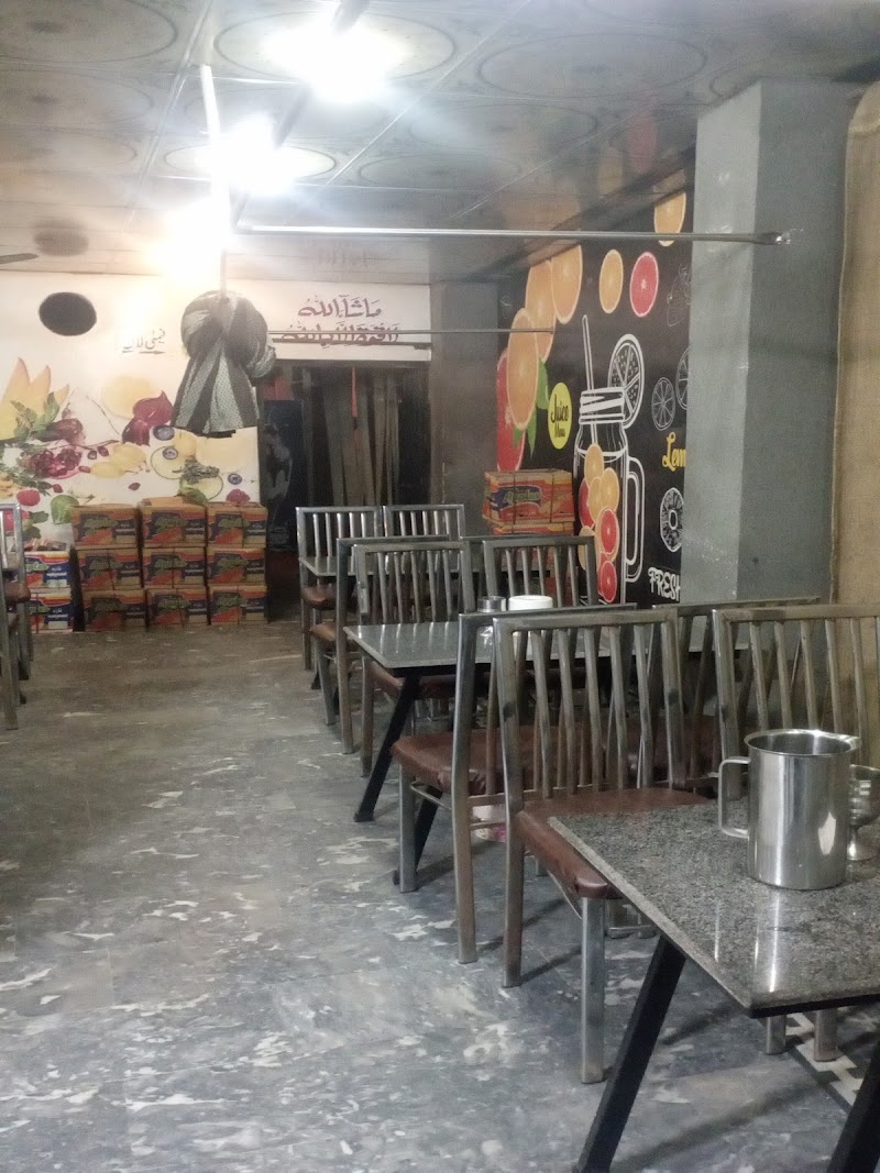 Shah Jee Cafe in Jhang, Punjab