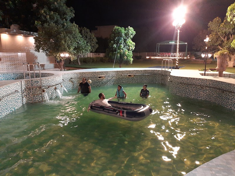 Sparrow hill farmhouse in Multan, Punjab