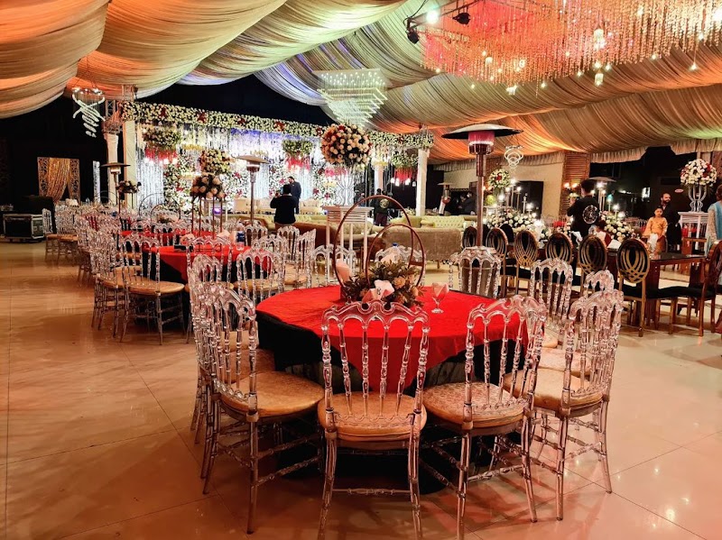 HINAR MINAR FARM HOUSE & OPEN MARRIAGE LAWN