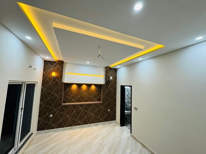 Royal Orchard Overseas Block Multan in Multan, Punjab