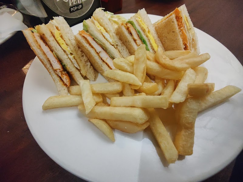 Malee's Cafe & Bakers in Gujranwala, Punjab