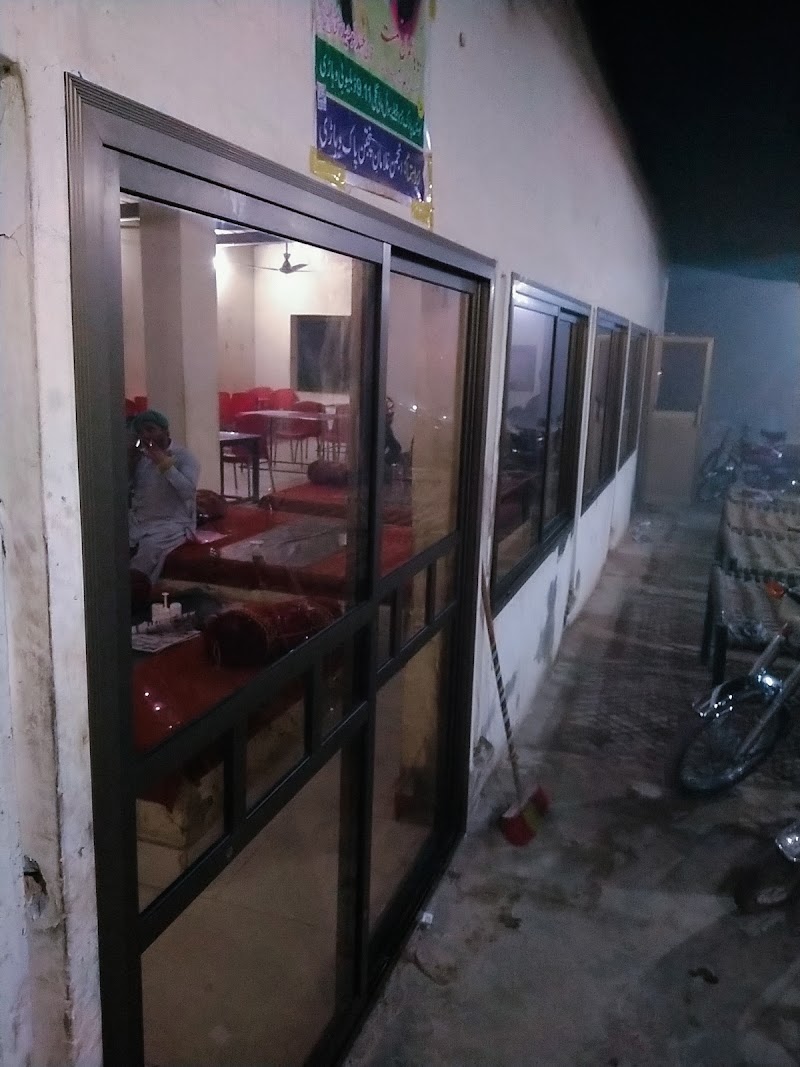 Khan Hotel in Vehari, Punjab