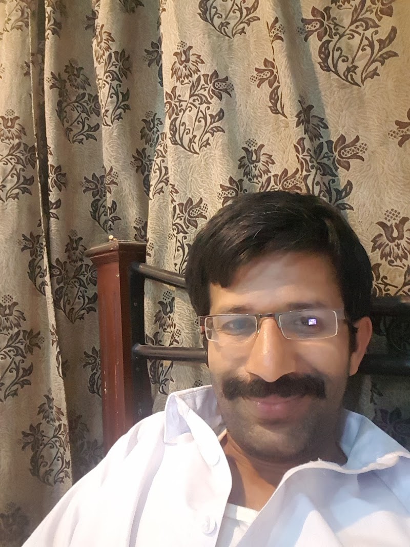 Hasnain Abbas in Taunsa،Dera Ghazi Khan, Punjab