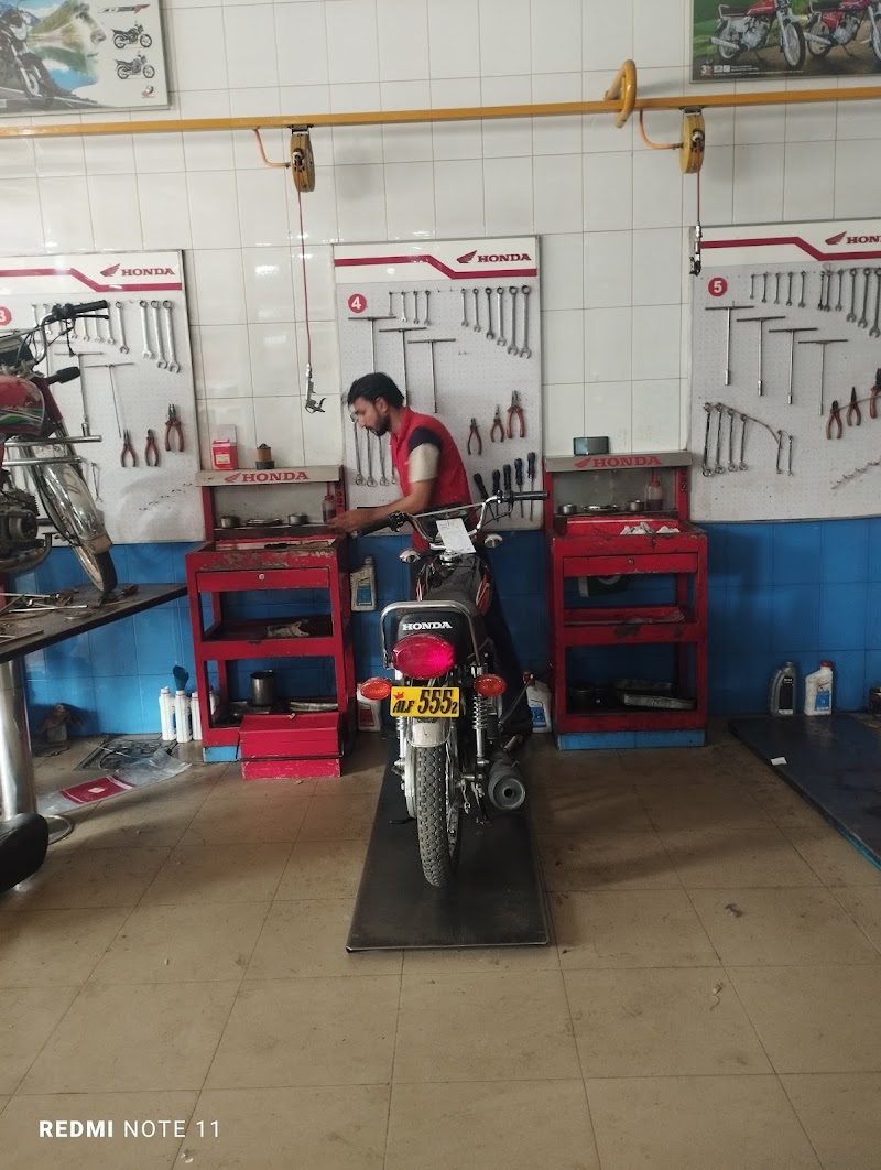 Shamas Honda in Sialkot, Punjab