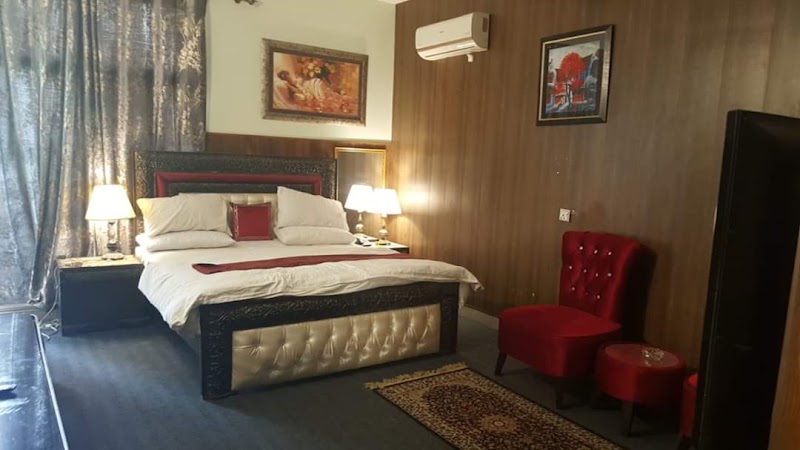 ROYAL PLAZA HOTEL AND RESTAURANT in Mianwali, Punjab