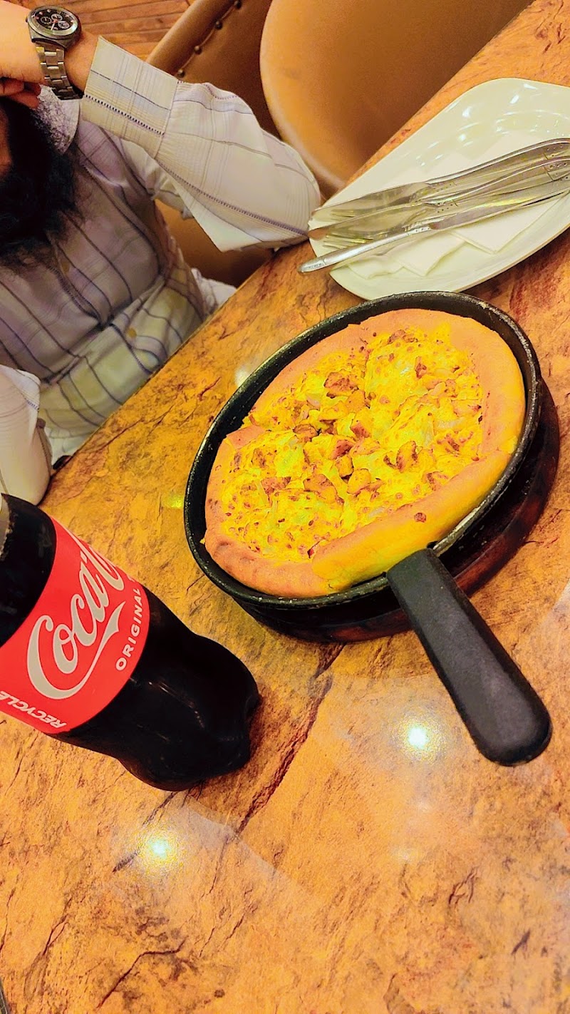 Forks n knives pizza kitchen in Gojra, Punjab