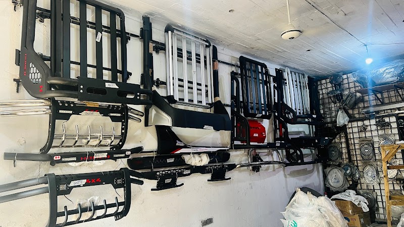 Shoaib Rasheed Auto and Screen Center in Mandi Bahauddin, Punjab