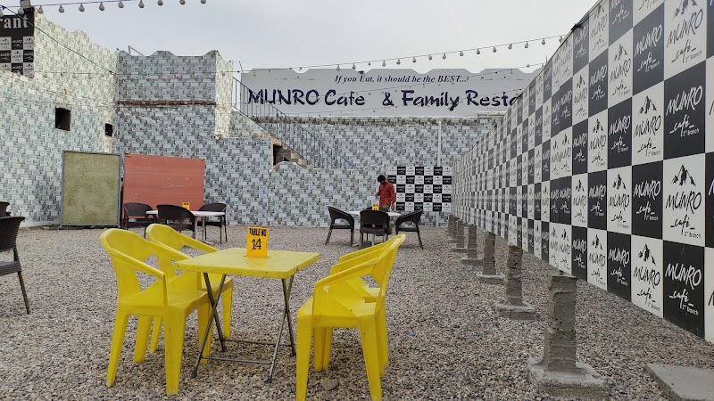 Munro Cafe 2nd Branch in Dera Ghazi Khan, Punjab