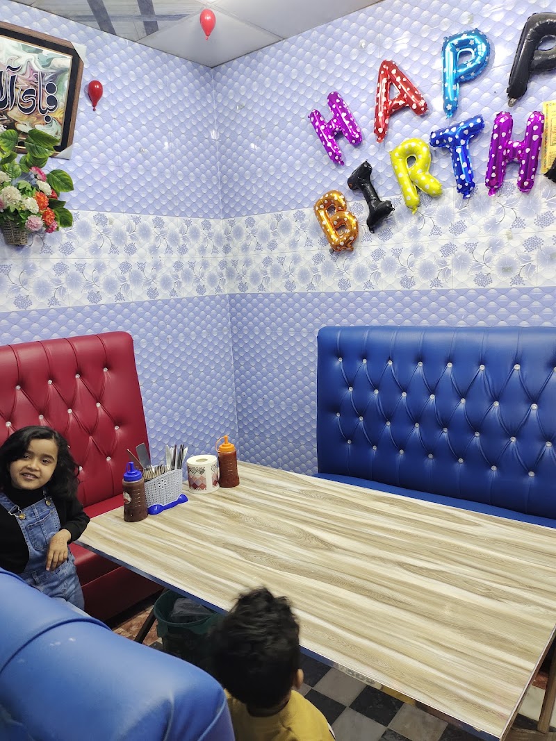 Let's Pizzeria in Pākpattan, Punjab