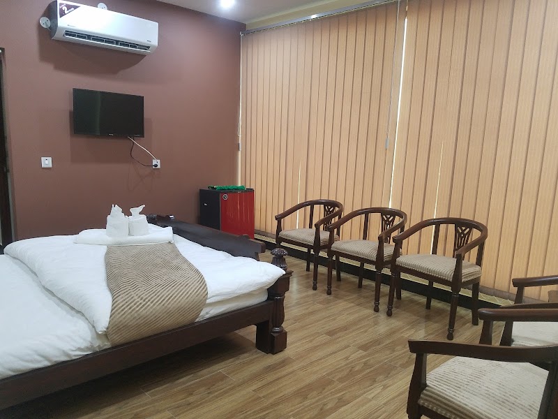 Hotel Red Roof Sahiwal in Sahiwal, Punjab