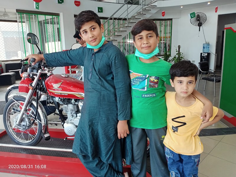 Atlas Honda bikes and parts Gujranwala in Gujranwala, Punjab